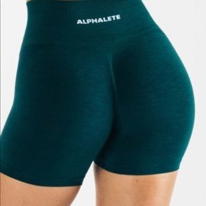 Alphalete Amplify shorts teal